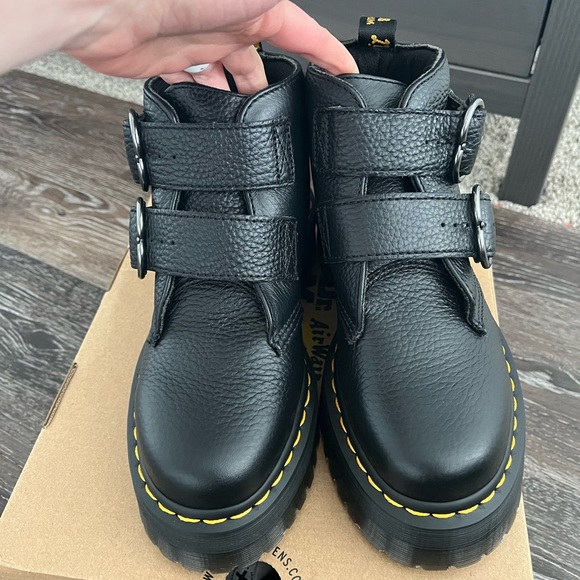 Dr. Marten Devon hearts boot black - Picture 7 of 8